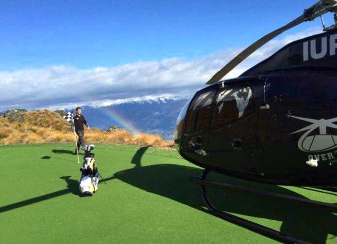 par-3-in-the-sky-helicopter-golf-queenstown-new-zealand-3